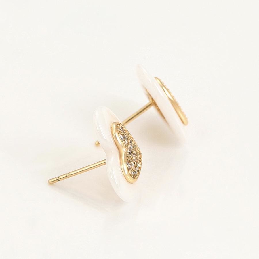 Enamel heart cz earrings 18kts of gold plated earrings