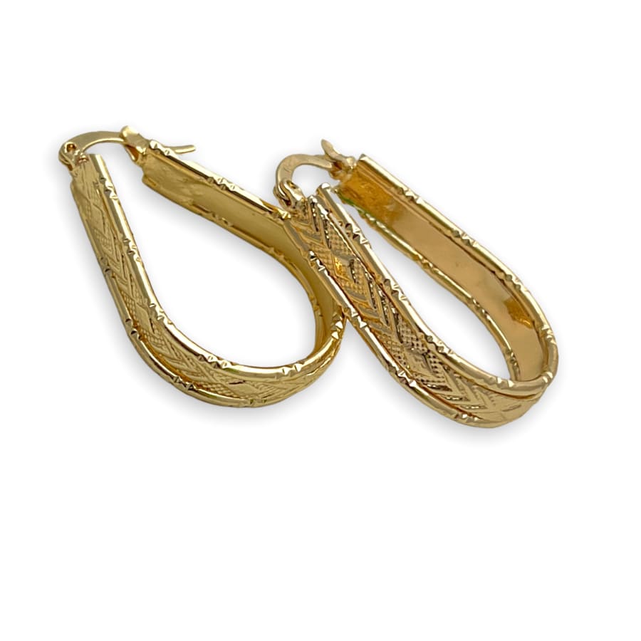 Marie oval shape hoops earrings in 18k of gold plated earrings