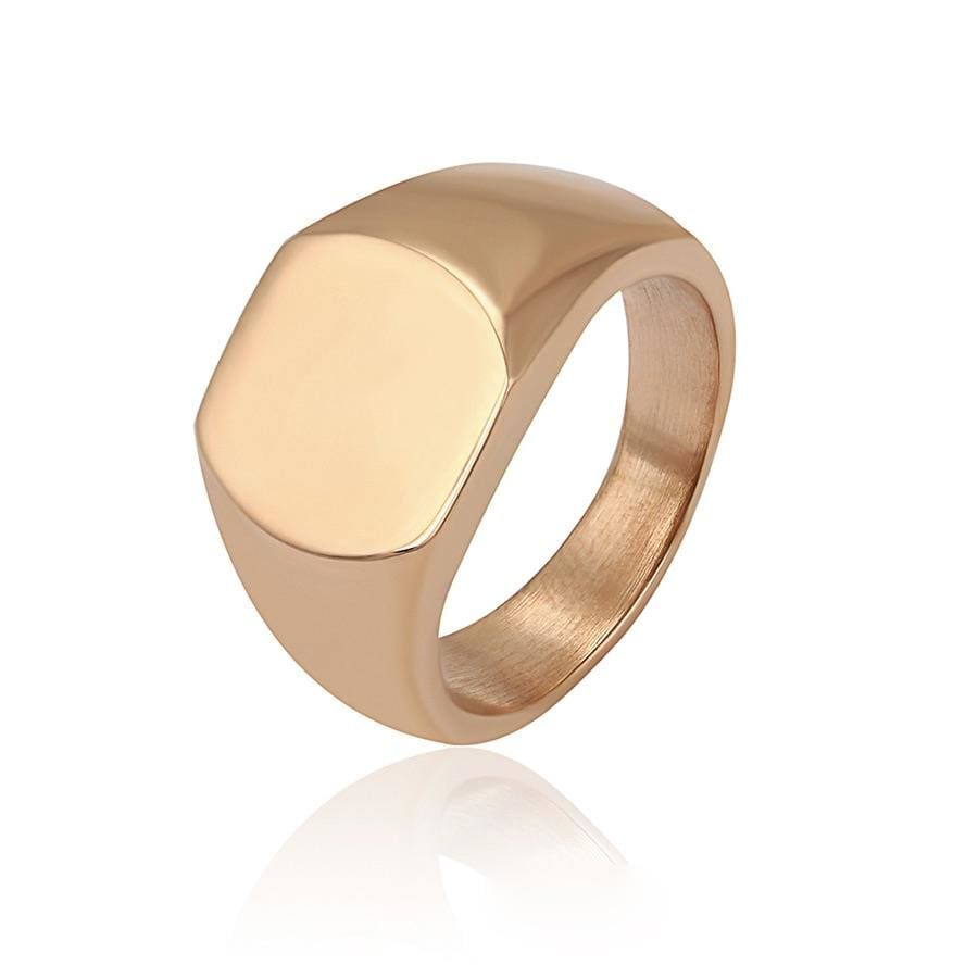 Signet gold plated ring. Rings